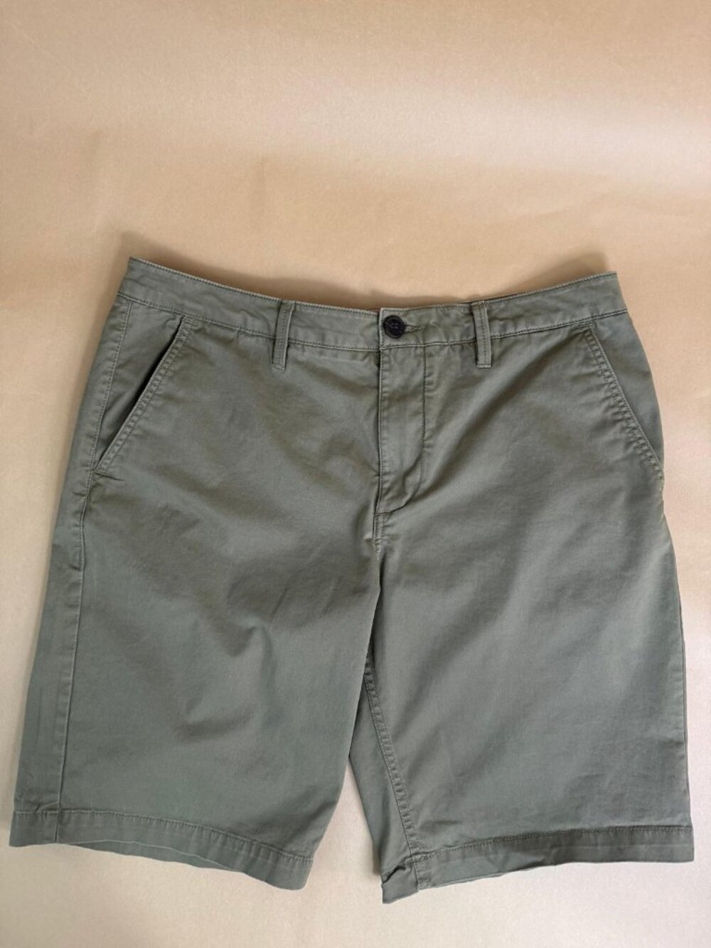 Timberland Men’s Relaxed Fit Olive Chino Shorts Size 34